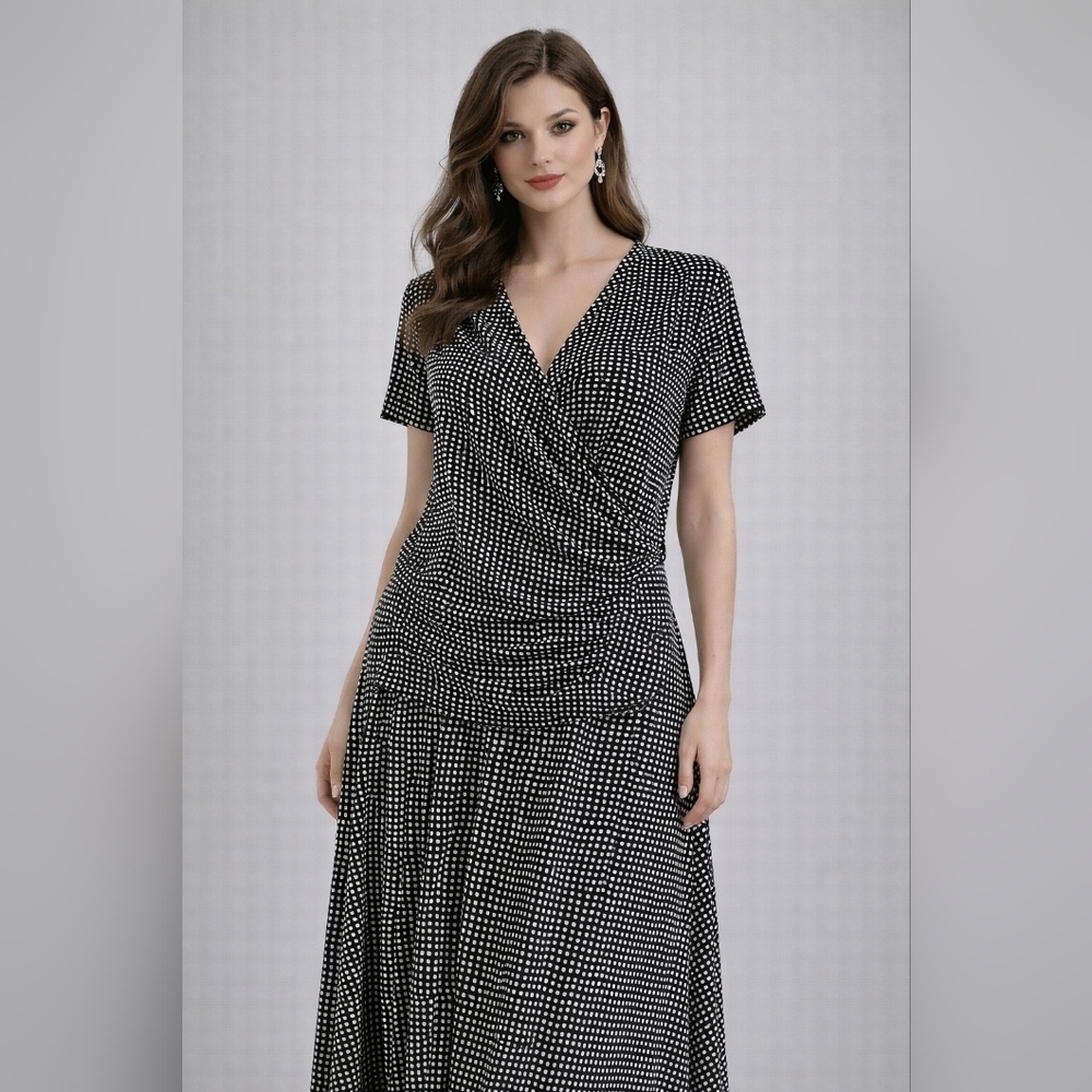 #64 🌼 Jaclyn Smith Women’s XXL Black White Geometric Skirt Set